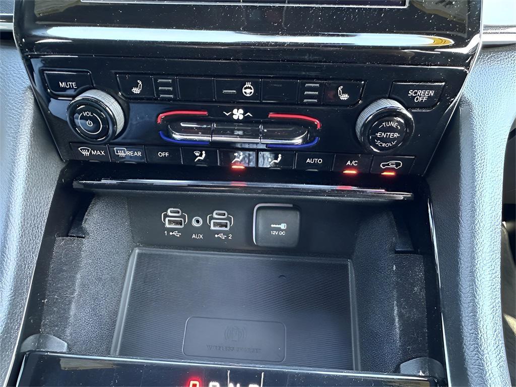 used 2022 Jeep Grand Cherokee L car, priced at $32,885