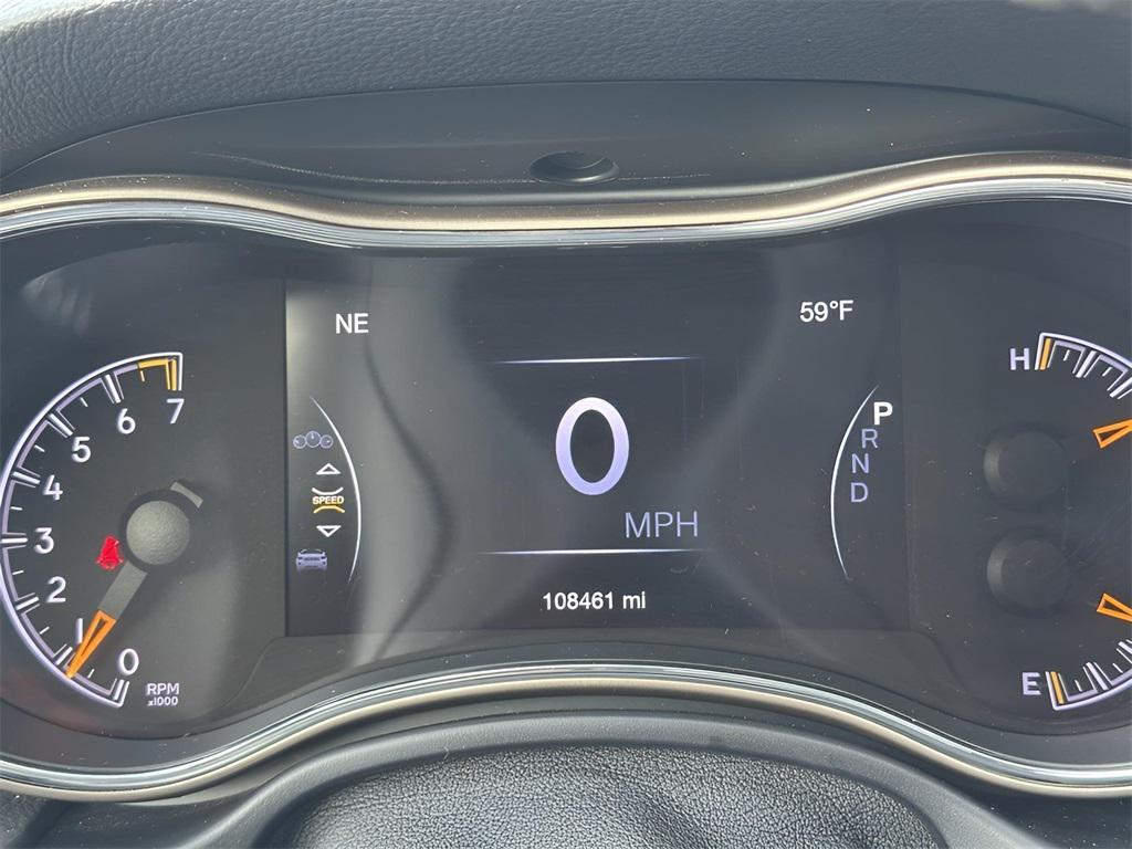 used 2017 Jeep Grand Cherokee car, priced at $14,994