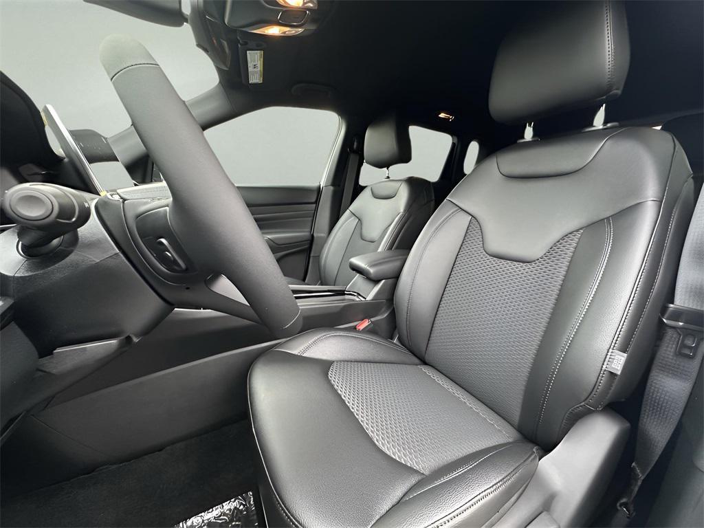 new 2026 Jeep Compass car, priced at $32,590