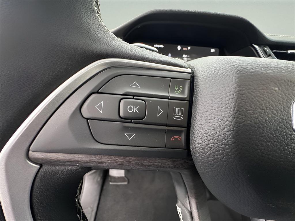 new 2025 Jeep Grand Cherokee car, priced at $35,897