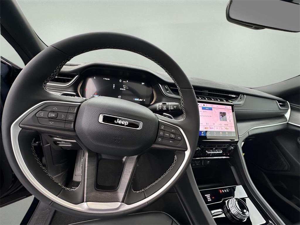 new 2025 Jeep Grand Cherokee car, priced at $35,897