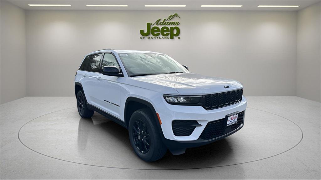 new 2025 Jeep Grand Cherokee car, priced at $33,703