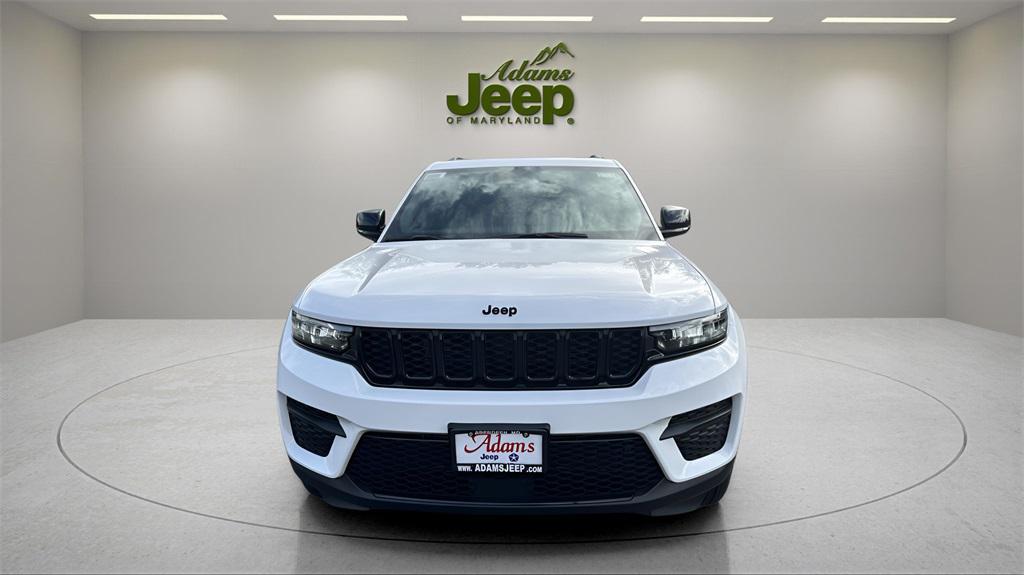 new 2025 Jeep Grand Cherokee car, priced at $33,703