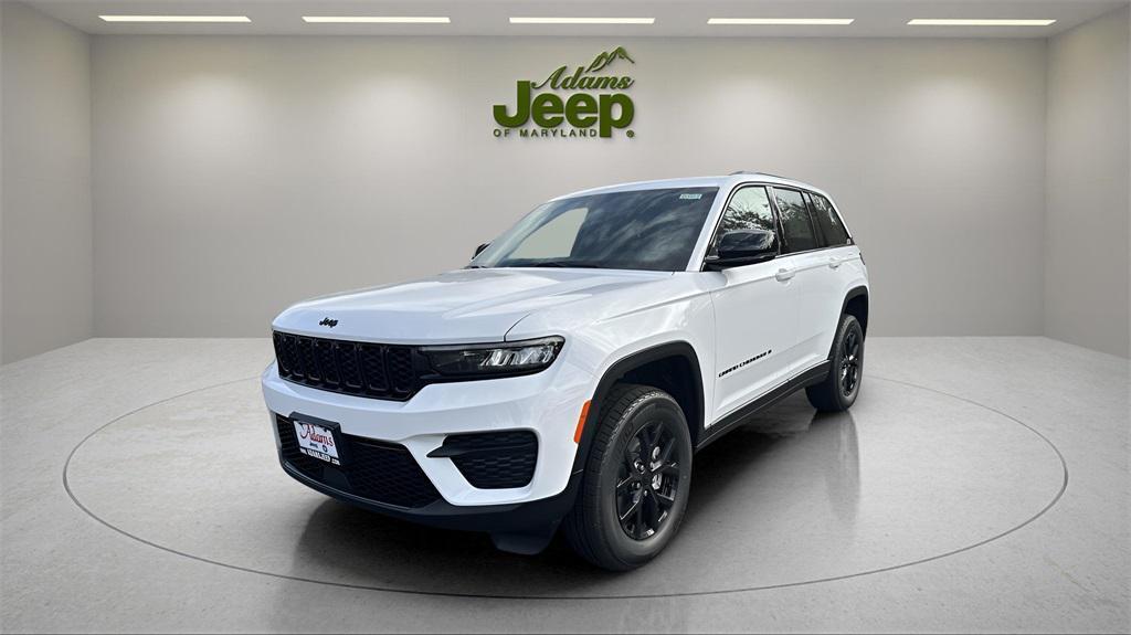 new 2025 Jeep Grand Cherokee car, priced at $42,885