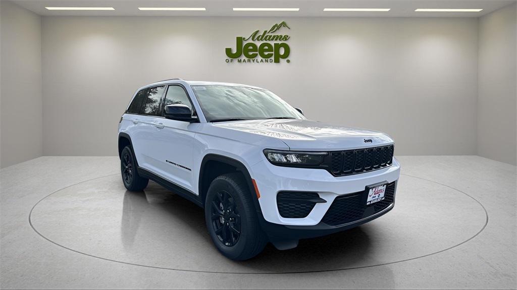 new 2025 Jeep Grand Cherokee car, priced at $33,703