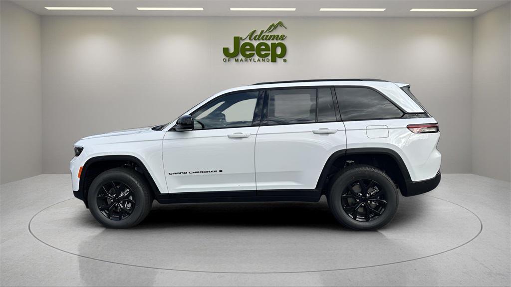 new 2025 Jeep Grand Cherokee car, priced at $33,703