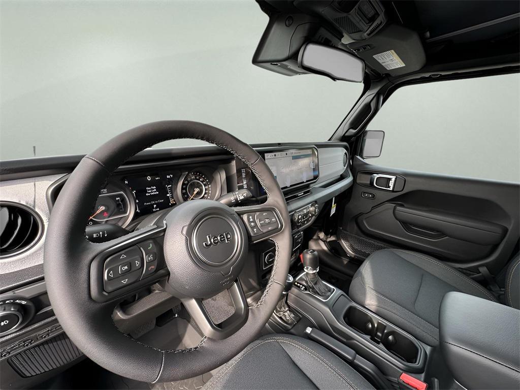 new 2025 Jeep Wrangler car, priced at $47,485