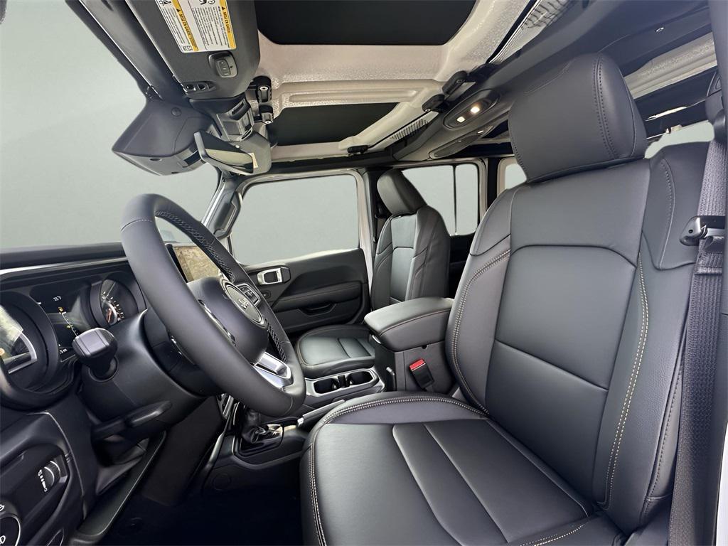 new 2026 Jeep Wrangler car, priced at $54,405