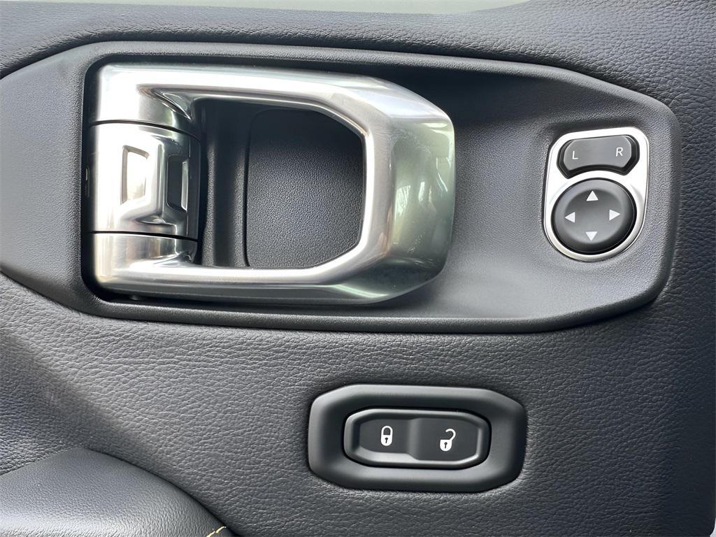 new 2026 Jeep Wrangler car, priced at $52,905