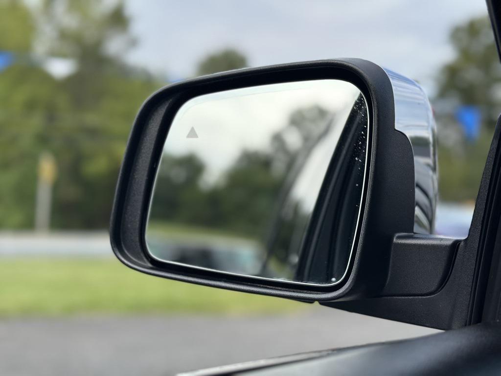 used 2021 Jeep Grand Cherokee car, priced at $29,995