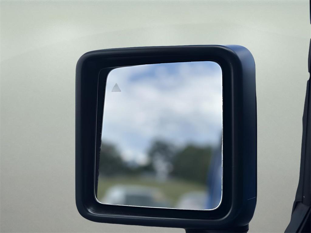 new 2025 Jeep Gladiator car, priced at $49,070