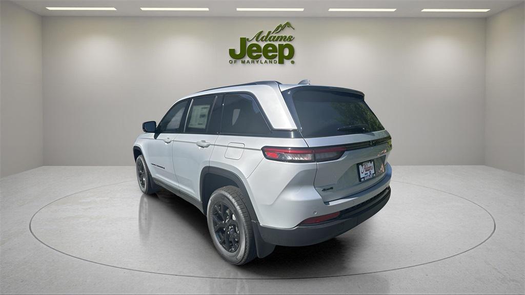 new 2025 Jeep Grand Cherokee car, priced at $34,091
