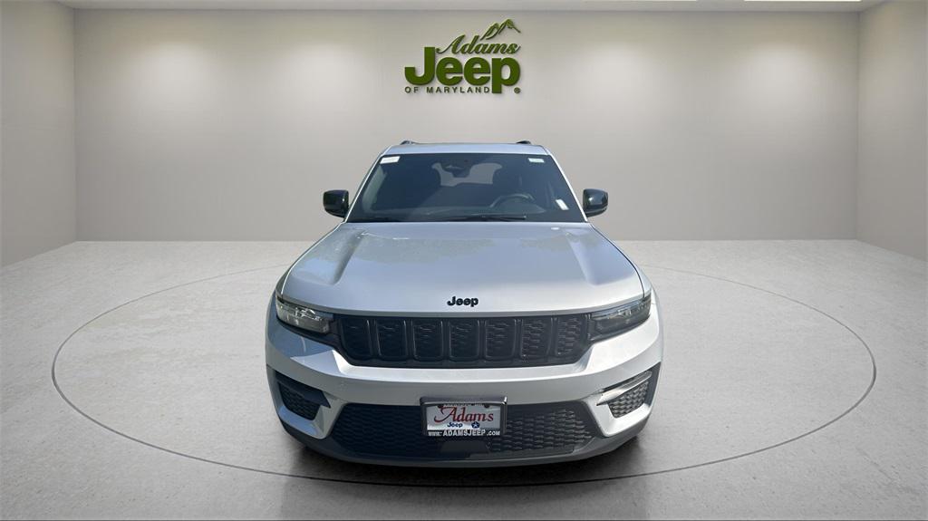 new 2025 Jeep Grand Cherokee car, priced at $34,091