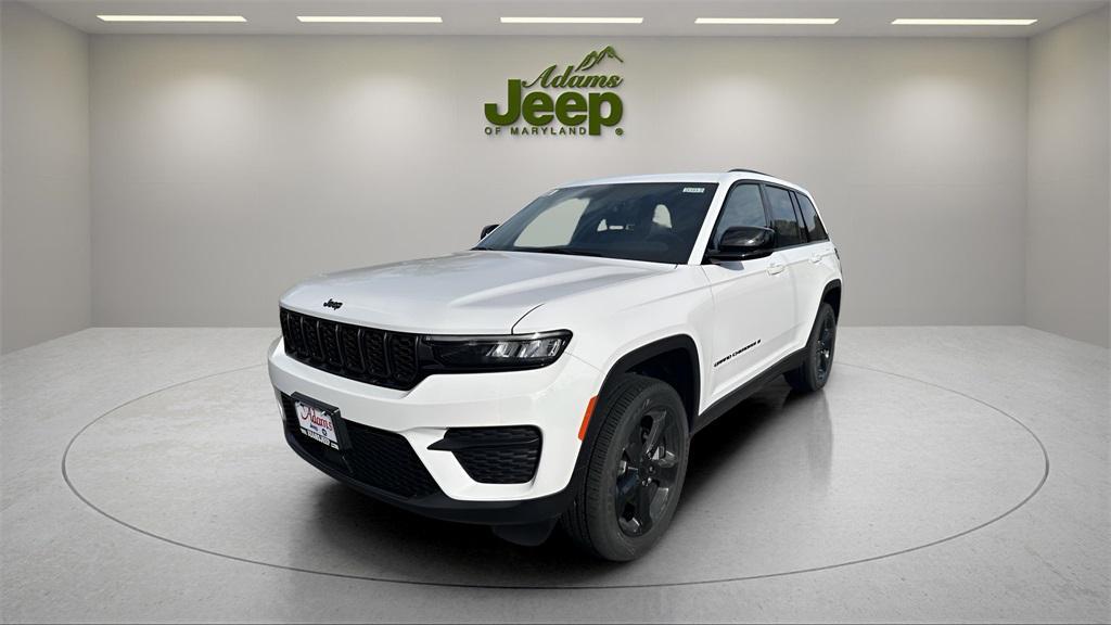 new 2025 Jeep Grand Cherokee car, priced at $35,503