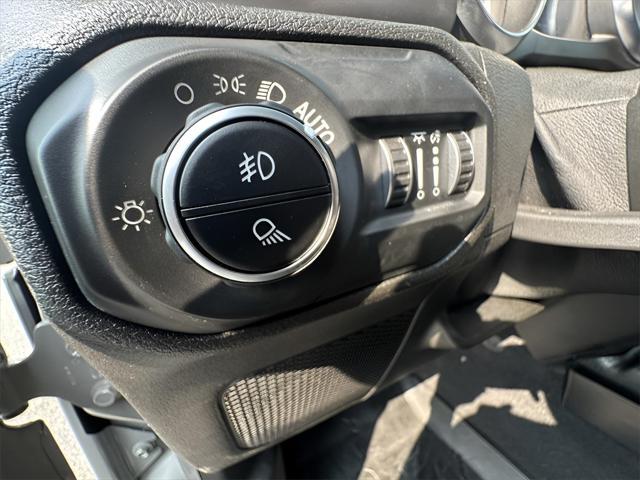 used 2021 Jeep Gladiator car, priced at $30,885