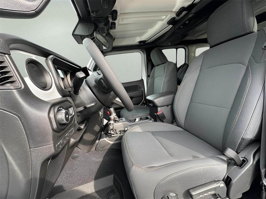 new 2025 Jeep Wrangler car, priced at $48,445