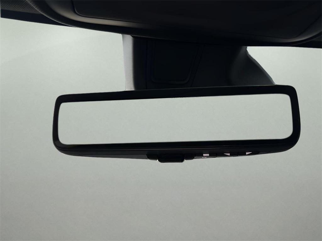 new 2025 Jeep Grand Cherokee car, priced at $38,960