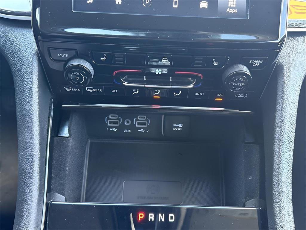 used 2022 Jeep Grand Cherokee L car, priced at $28,988