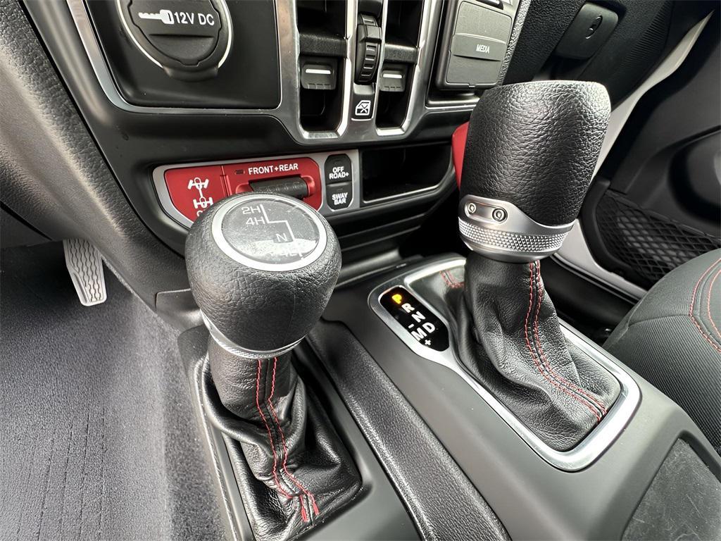 used 2022 Jeep Gladiator car, priced at $36,198