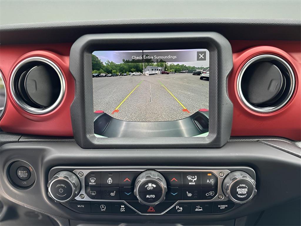 used 2022 Jeep Gladiator car, priced at $36,198