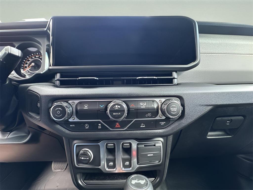 new 2025 Jeep Wrangler car, priced at $34,955