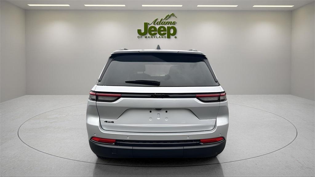 new 2025 Jeep Grand Cherokee car, priced at $44,480