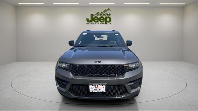 new 2025 Jeep Grand Cherokee car, priced at $47,155