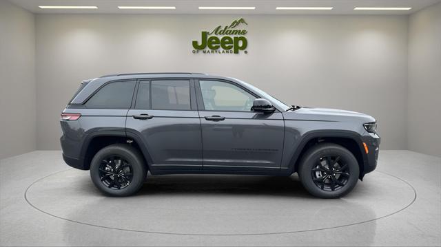 new 2025 Jeep Grand Cherokee car, priced at $47,155