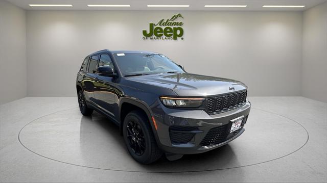 new 2025 Jeep Grand Cherokee car, priced at $47,155