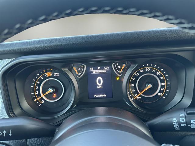 new 2025 Jeep Wrangler car, priced at $50,576