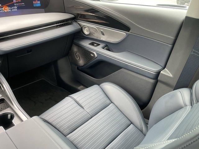 new 2025 Lincoln Nautilus car, priced at $69,660