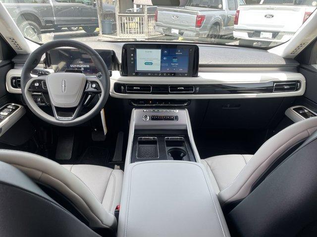new 2025 Lincoln Aviator car, priced at $62,340
