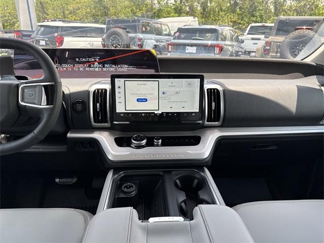 new 2025 Ford Expedition Max car, priced at $75,425