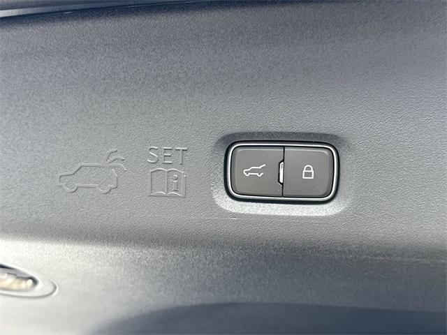 new 2025 Ford Expedition Max car, priced at $75,425