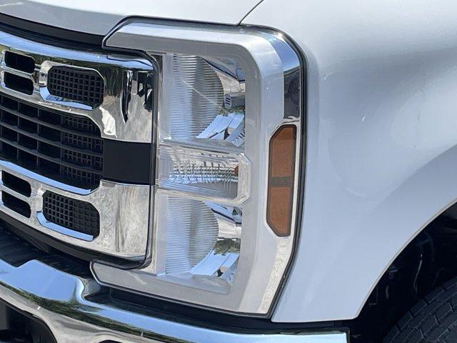 new 2025 Ford F-350 car, priced at $71,660