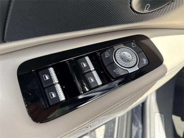 new 2025 Lincoln Nautilus car, priced at $66,705