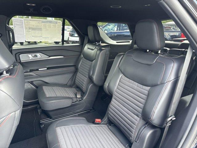 new 2025 Ford Explorer car, priced at $48,945