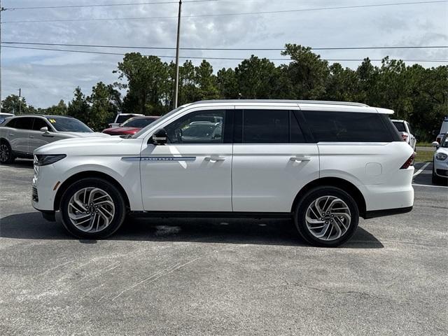 new 2025 Lincoln Navigator car, priced at $102,940