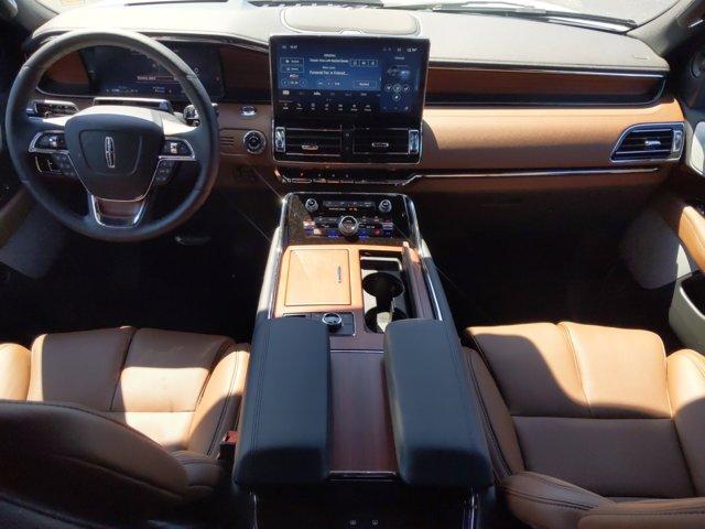 new 2024 Lincoln Navigator car, priced at $109,870