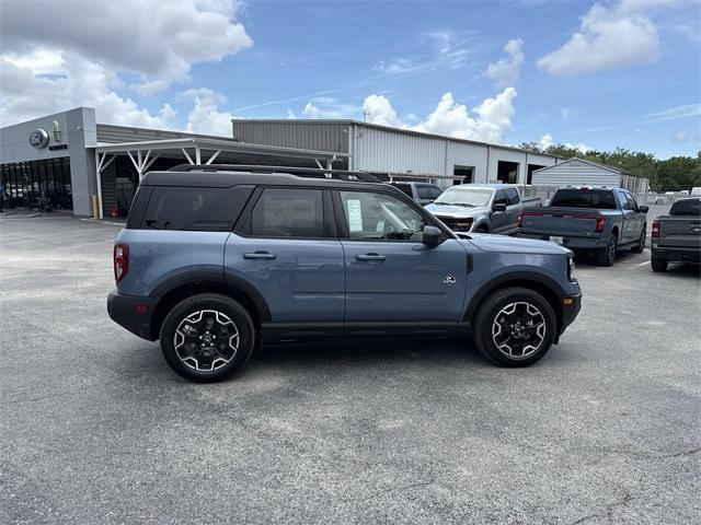 new 2025 Ford Bronco Sport car, priced at $37,885