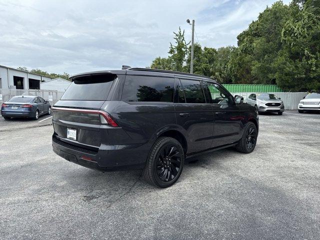 new 2025 Lincoln Navigator car, priced at $105,499