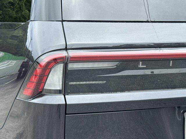new 2025 Lincoln Navigator car, priced at $105,499