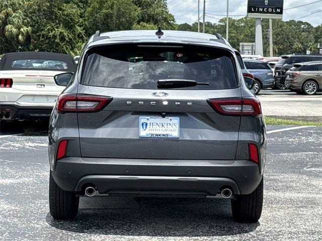 new 2025 Ford Escape car, priced at $33,195