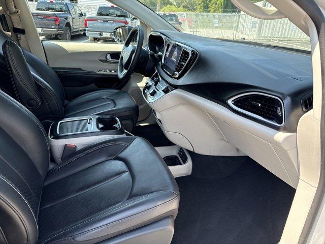 used 2024 Chrysler Pacifica car, priced at $30,401