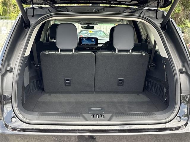 new 2025 Lincoln Aviator car, priced at $65,090
