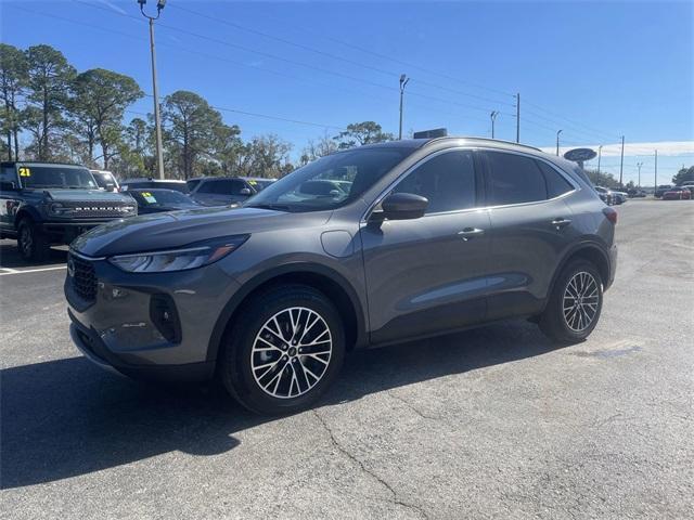 new 2025 Ford Escape car, priced at $39,895