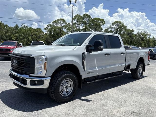 new 2025 Ford F-350 car, priced at $75,880