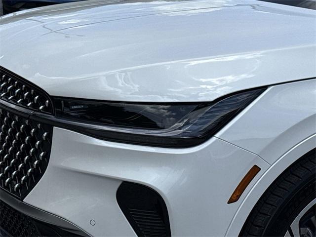 new 2025 Lincoln Nautilus car, priced at $66,910
