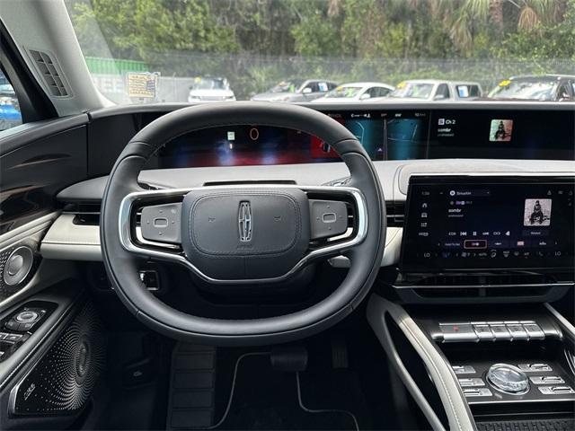 new 2025 Lincoln Nautilus car, priced at $66,910