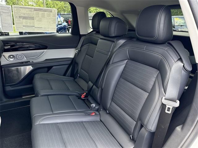 new 2025 Lincoln Nautilus car, priced at $66,910